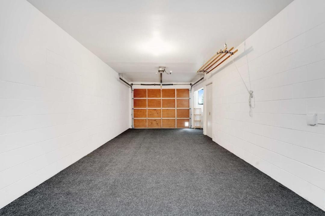 Photo of Others in Ponsonby