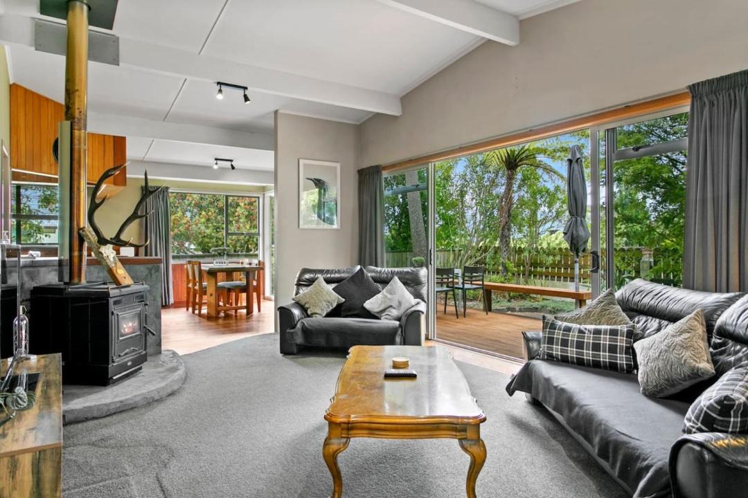 Photo of Livingroom in Nukuhau