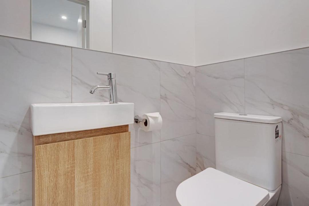 Photo of Bathroom in Flat Bush
