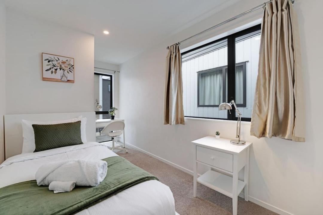 Photo of Bedroom in Flat Bush