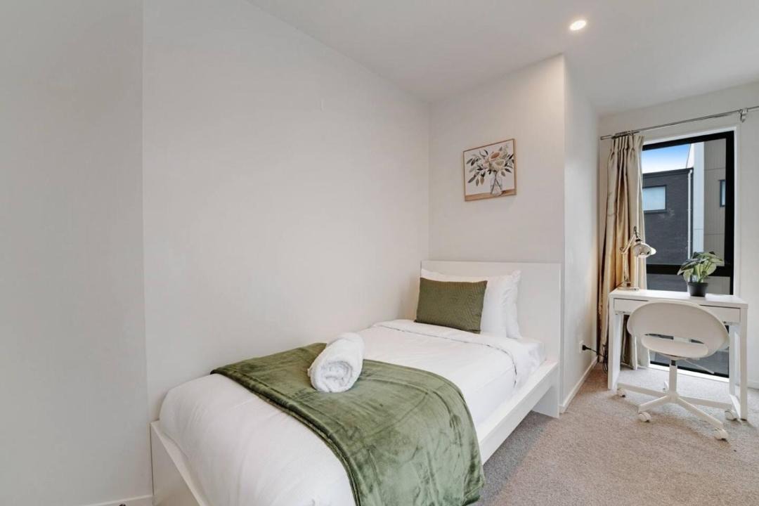 Photo of Bedroom in Flat Bush