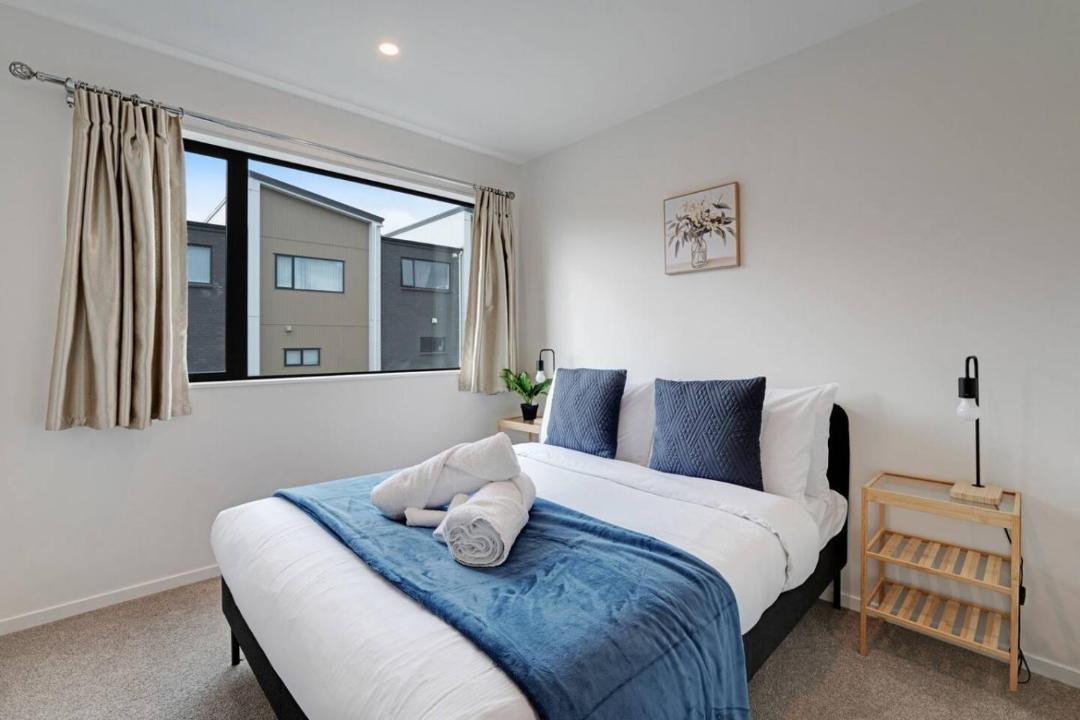 Photo of Bedroom in Flat Bush