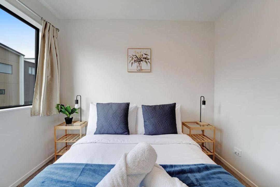 Photo of Bedroom in Flat Bush