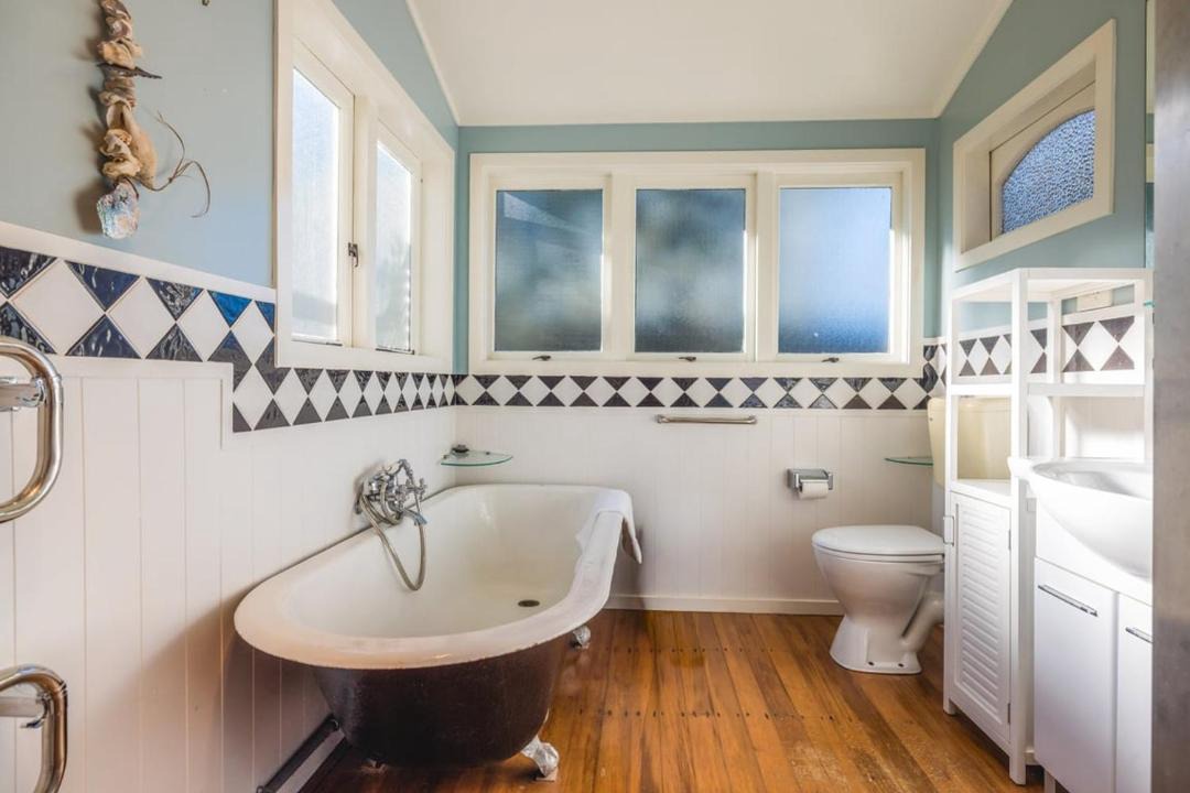 Photo of Bathroom in Surfdale