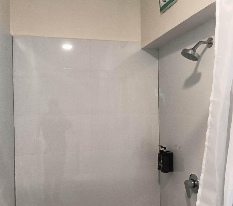Photo of Bathroom in Kawaha Point