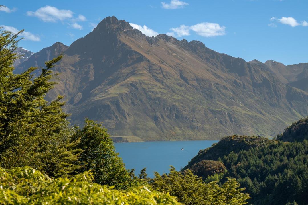 Photo of Others in Sunshine Bay