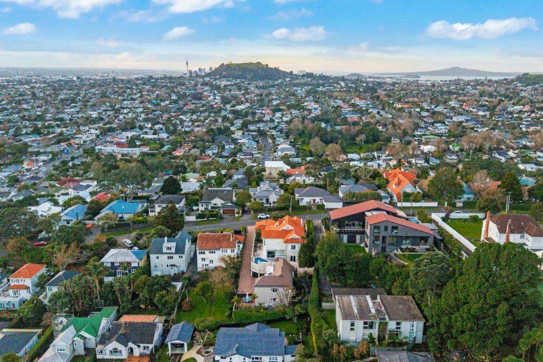 Photo of Others in Mount Eden