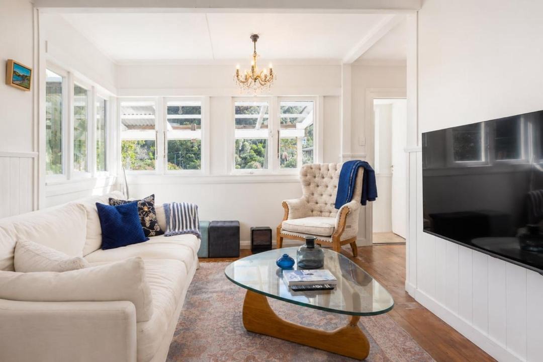 Photo of Livingroom in Surfdale