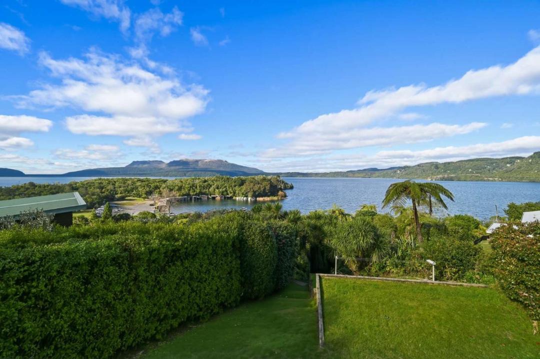 Photo of Others in Lake Tarawera