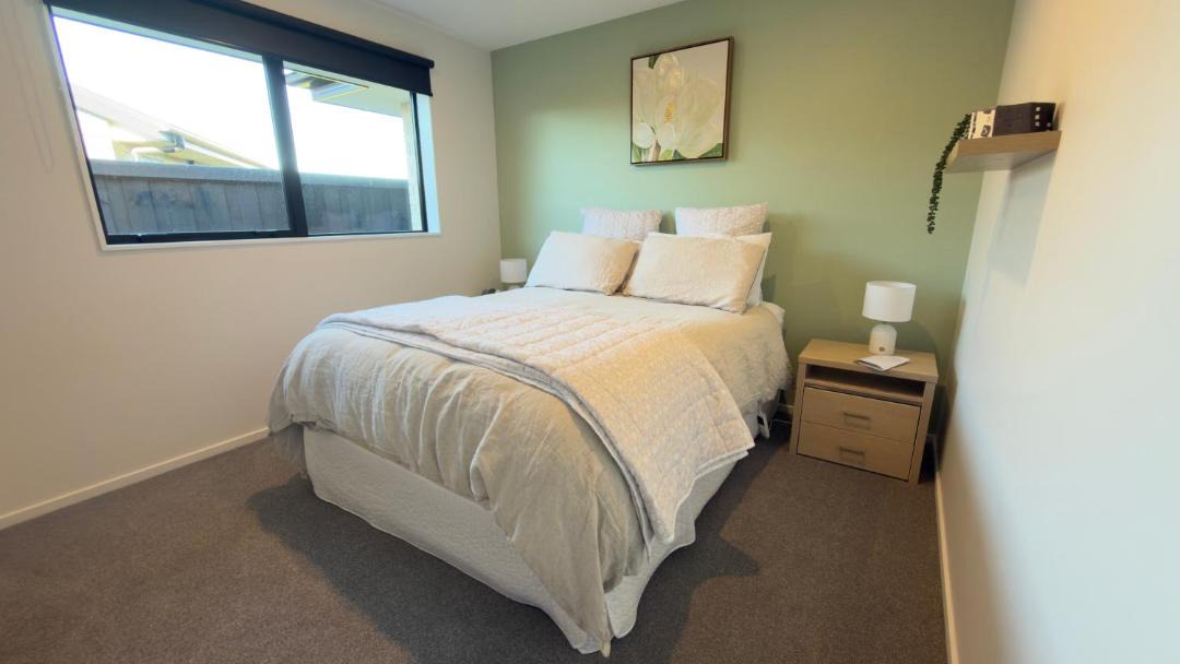 Photo of Others in Lincoln