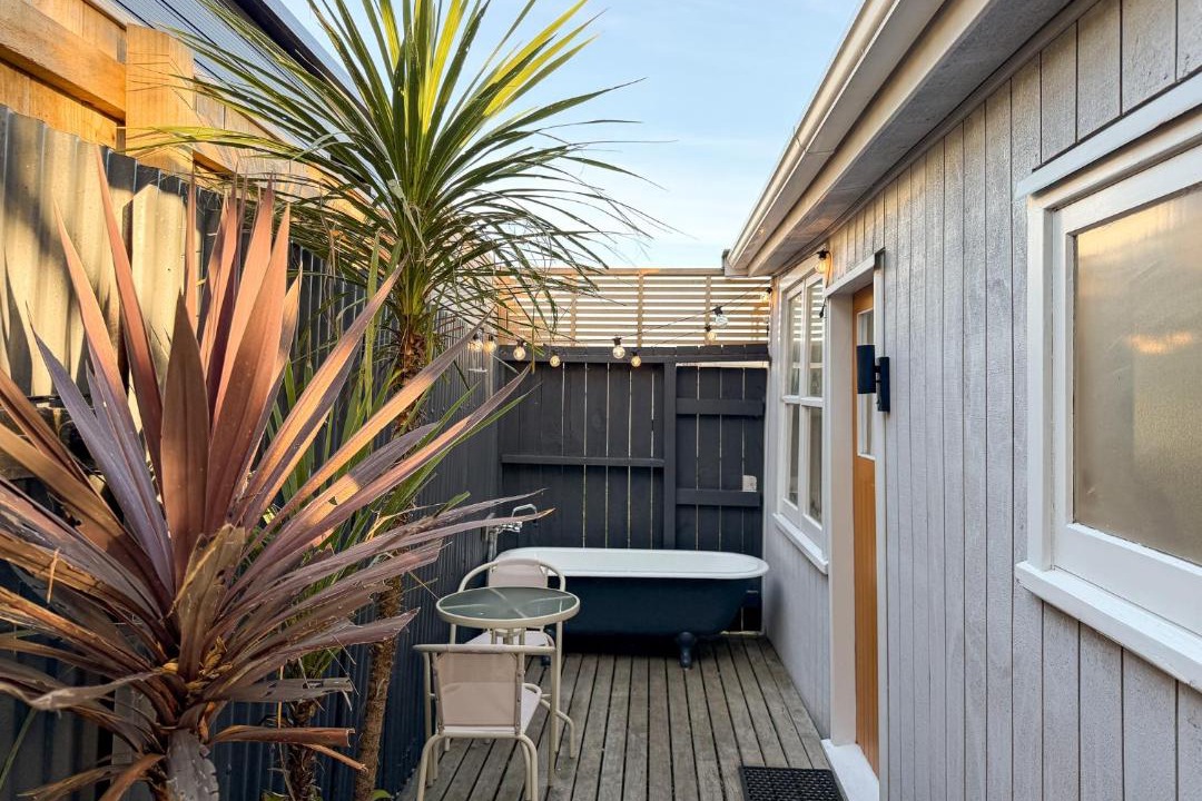 Photo of Patio Balcony in Waikanae