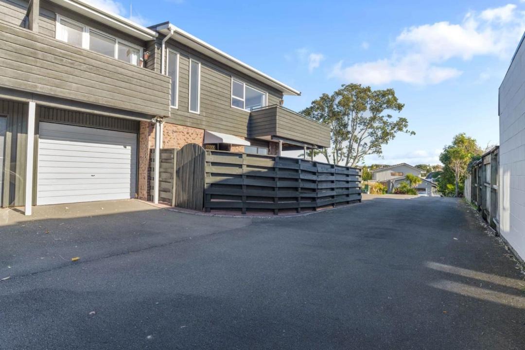 Photo of Others in St. Heliers