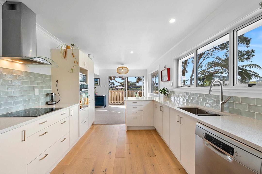 Photo of Kitchen in Oakura