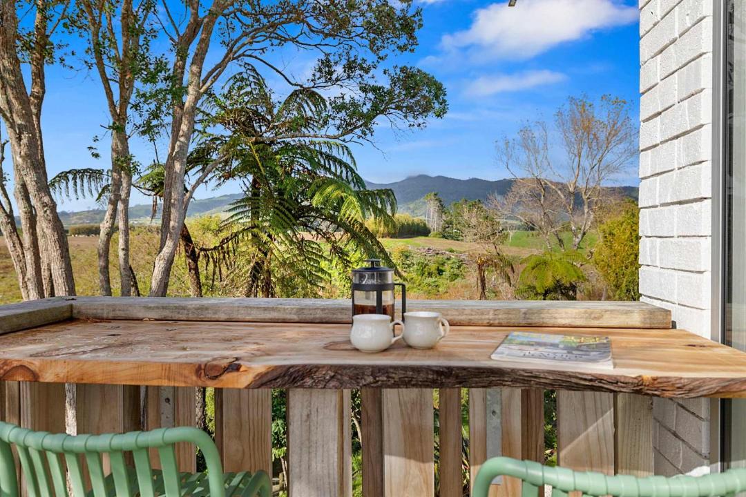 Photo of Patio Balcony in Oakura