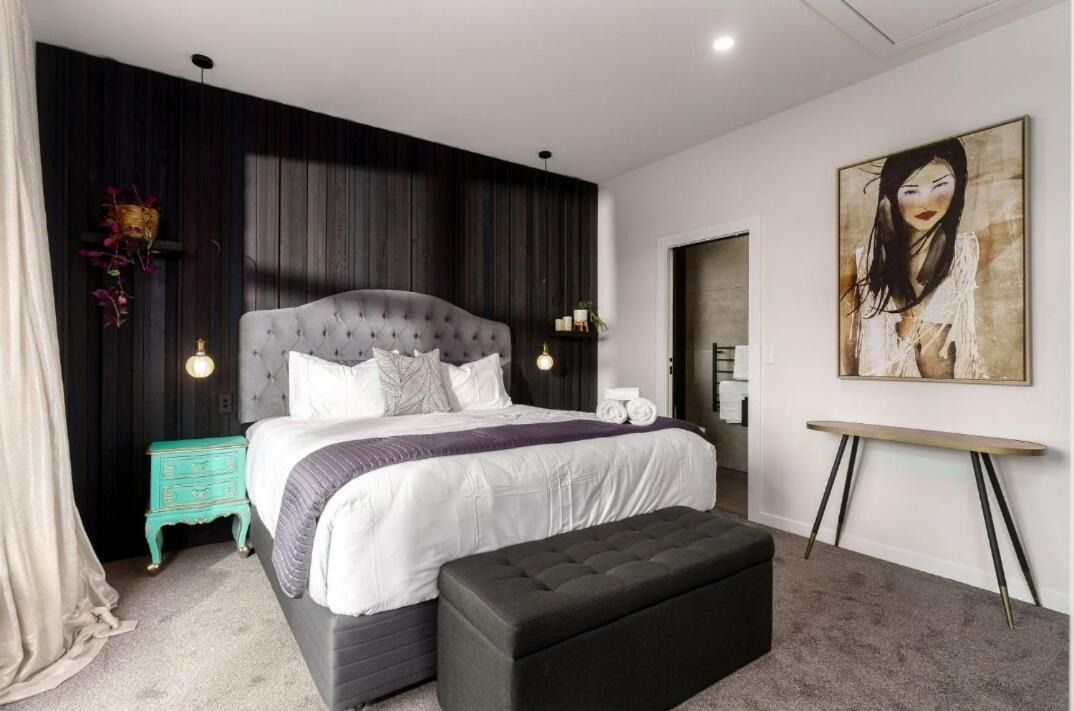 Photo of Bedroom in Edgeware