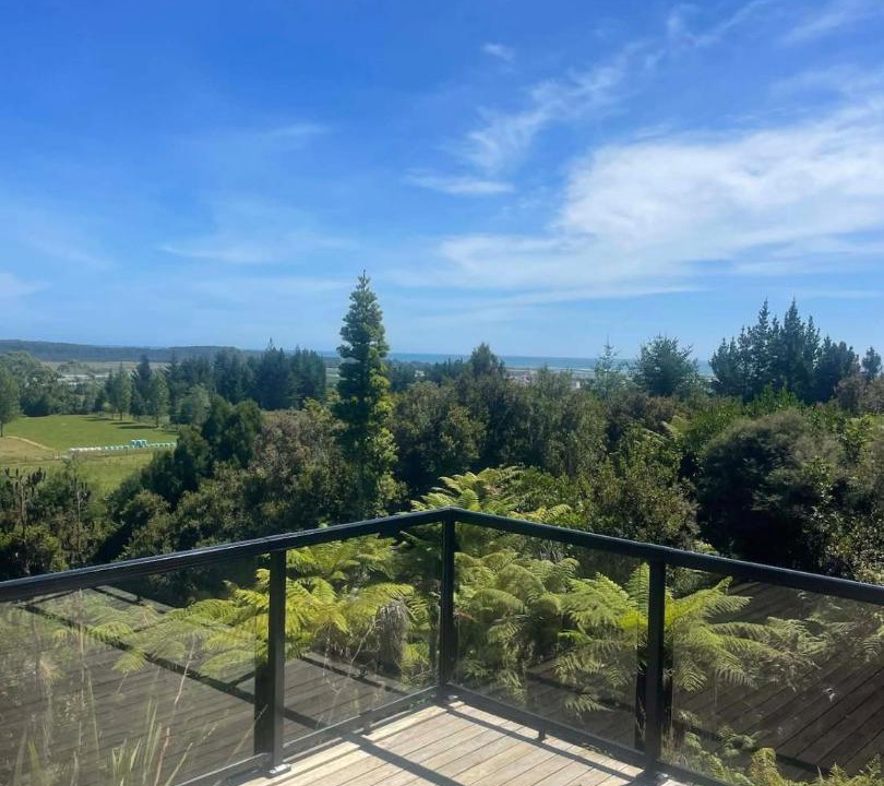 Photo of Patio Balcony in Hokitika