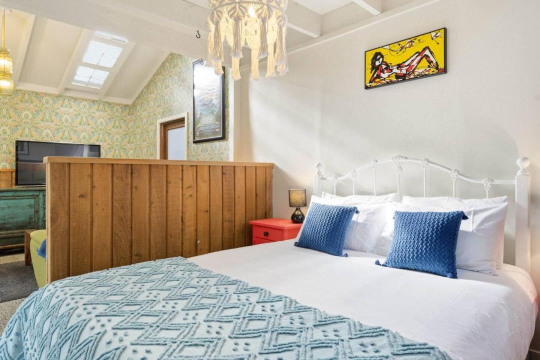Photo of Bedroom in Whangaripo