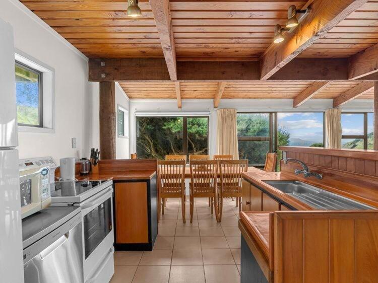 Photo of Kitchen in Pakiri