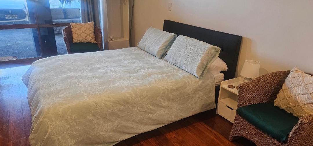 Photo of Bedroom in Snells Beach