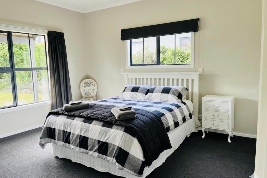 Photo of Bedroom in Manapouri