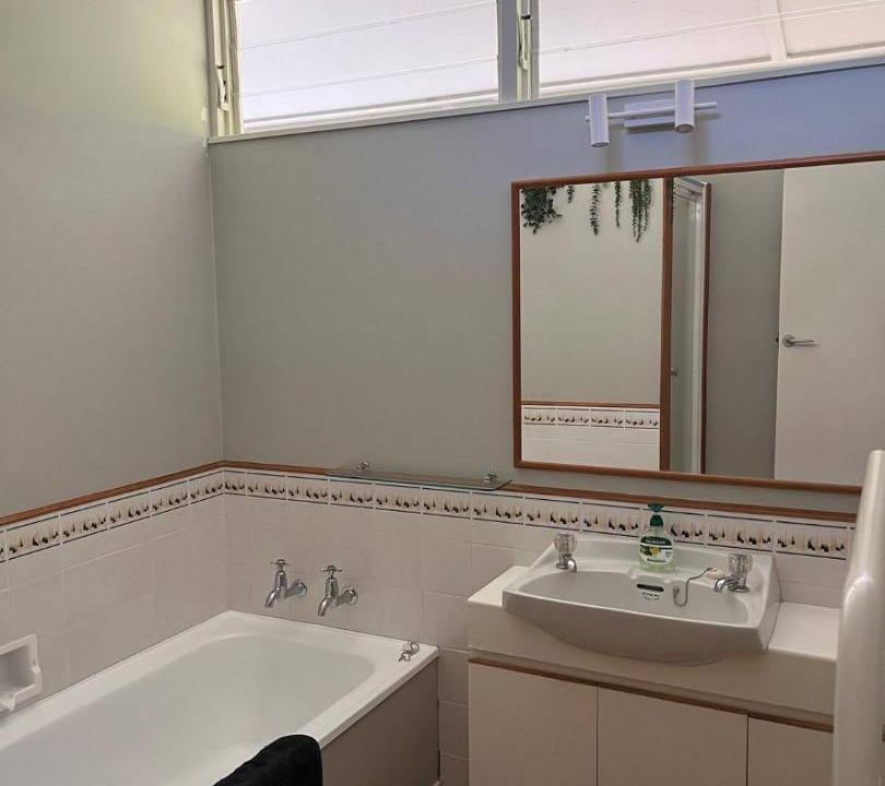Photo of Bathroom in Acacia Bay