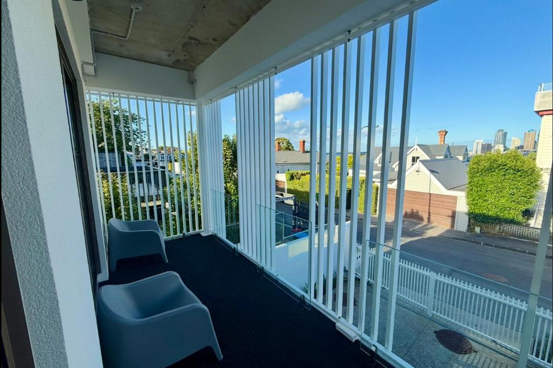 Photo of Others in Ponsonby