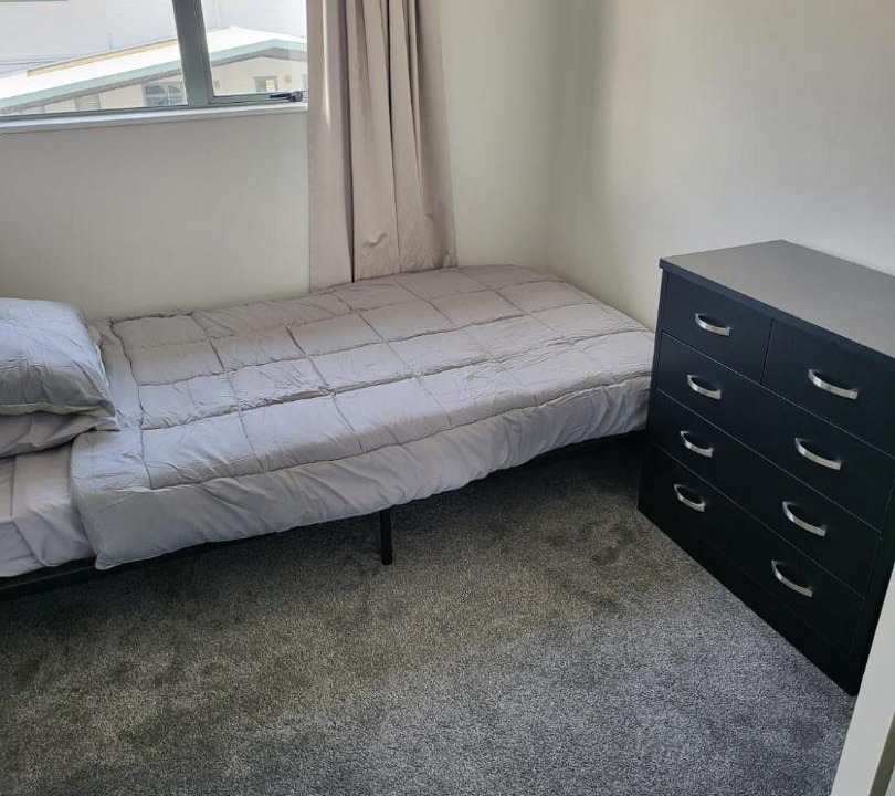 Photo of Bedroom in Flat Bush