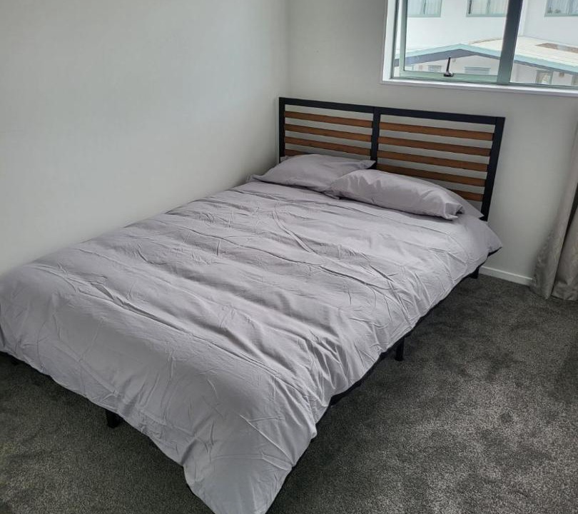 Photo of Bedroom in Flat Bush