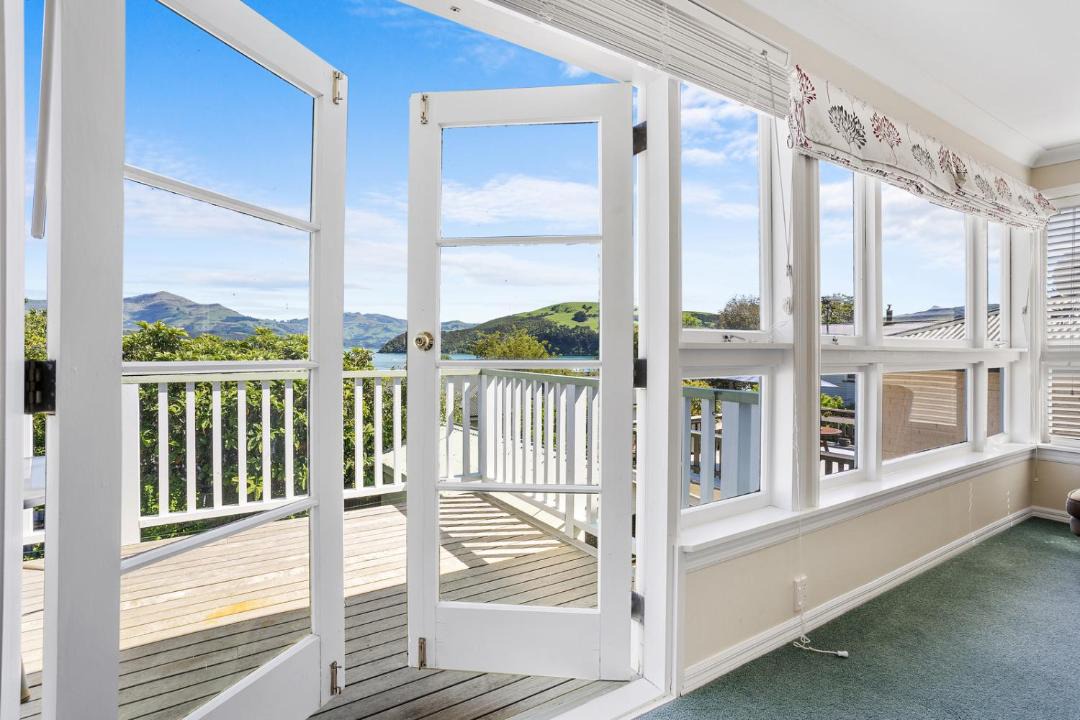 Photo of Patio Balcony in Akaroa