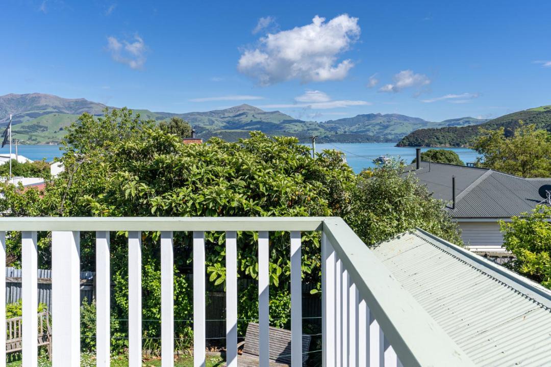 Photo of Patio Balcony in Akaroa