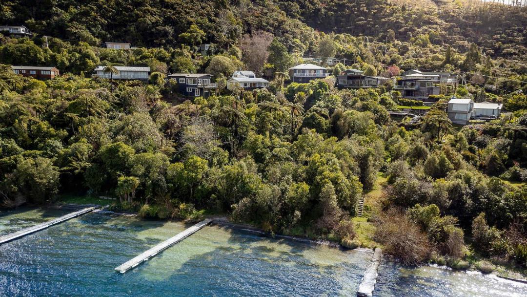 Photo of Others in Lake Tarawera