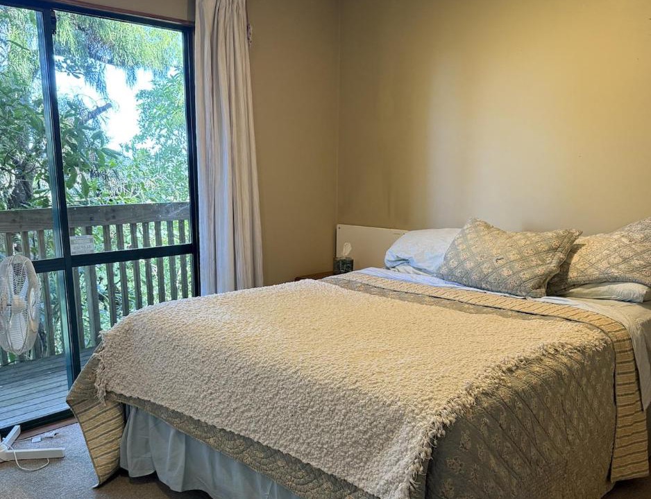 Photo of Bedroom in Puhoi