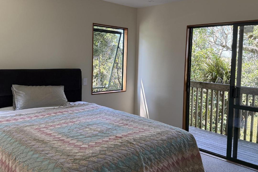 Photo of Bedroom in Puhoi