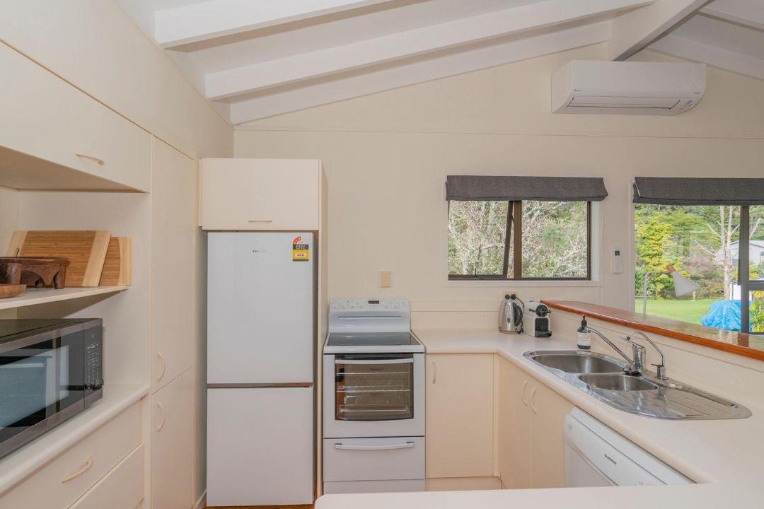 Photo of Others in Cooks Beach