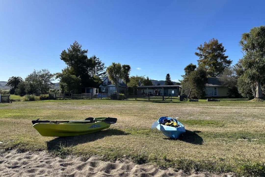 Photo of Others in Hannahs Bay