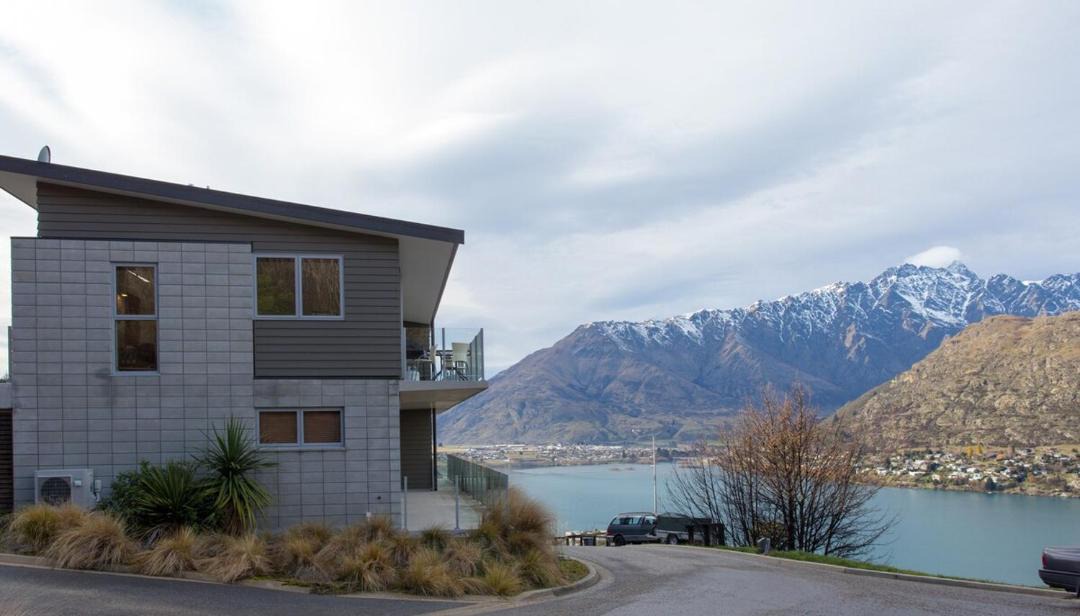 Photo of Others in Queenstown