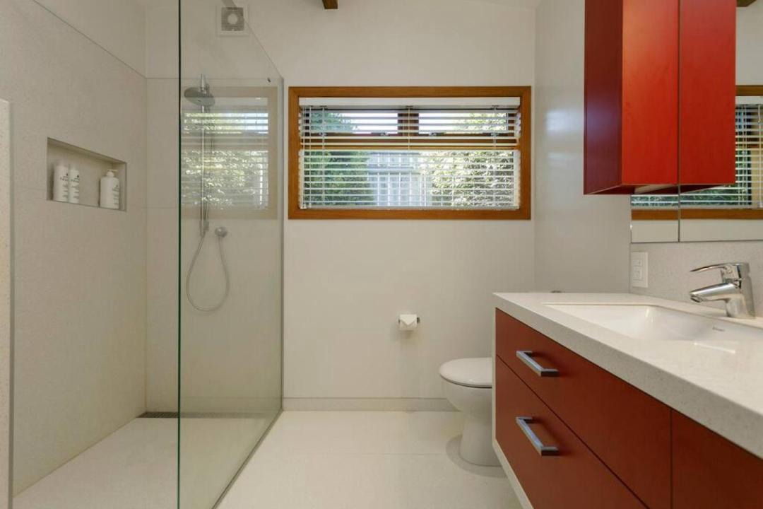 Photo of Bathroom in Hilltop