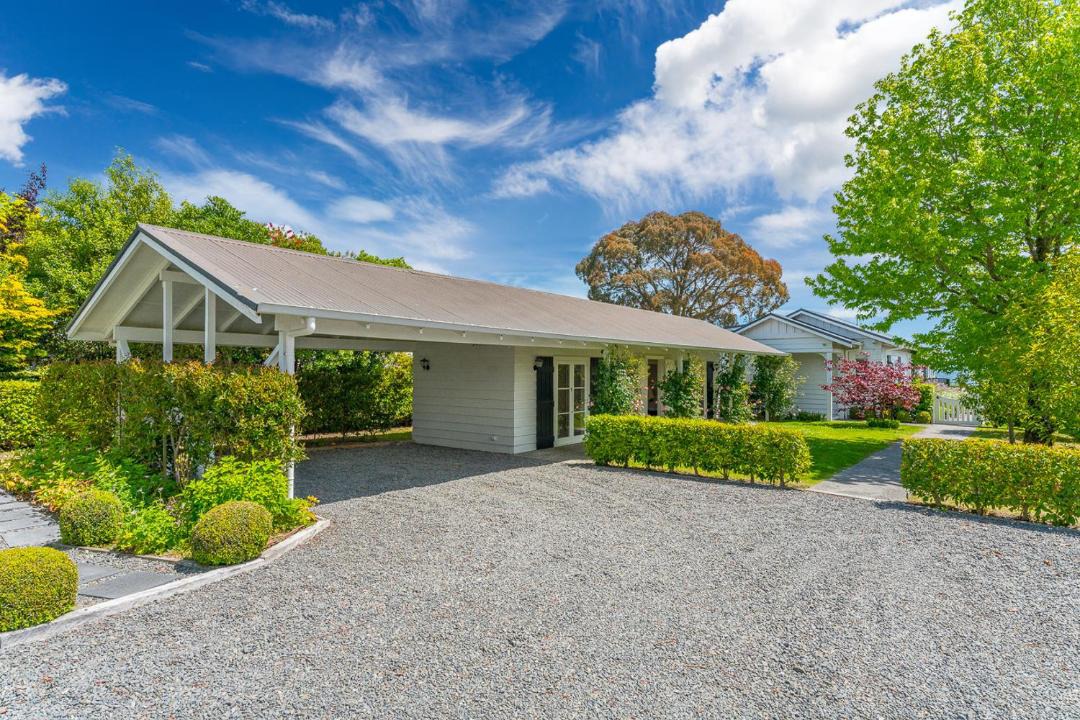 Photo of Others in Waitahanui