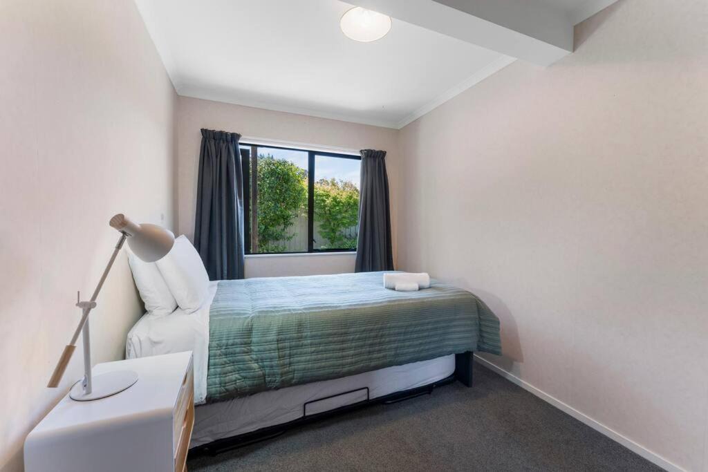 Photo of Bedroom in Acacia Bay