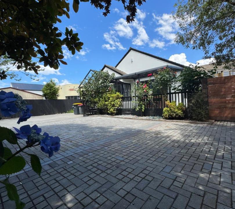 Photo of Others in Upper Riccarton
