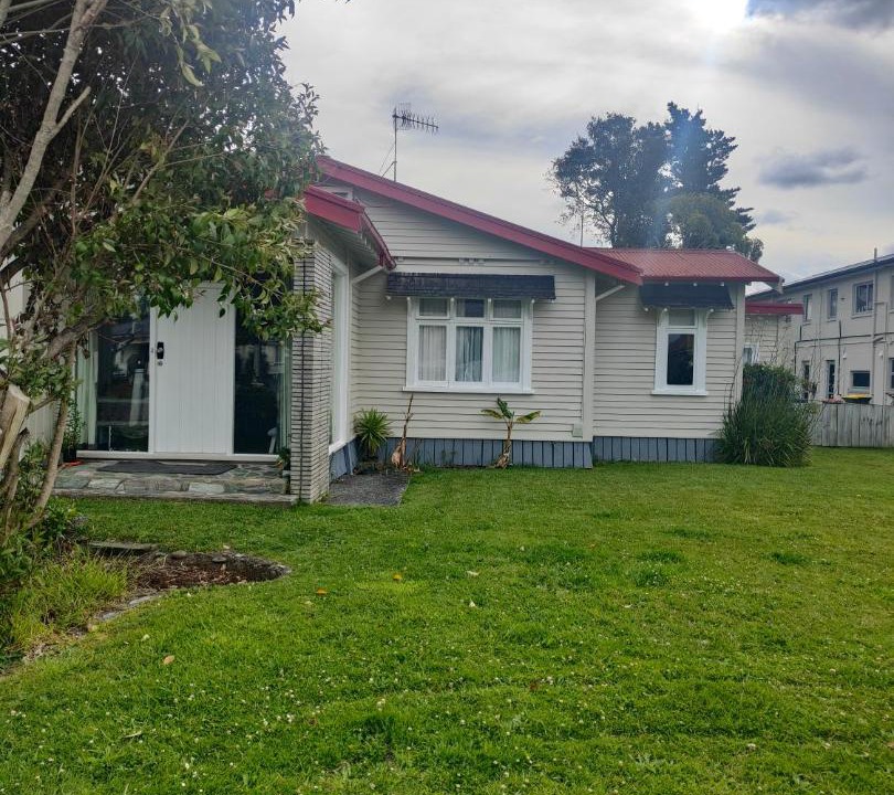 Photo of Buildings in Hamilton East