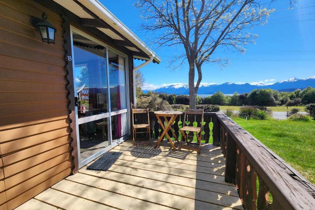 Photo of Others in Manapouri
