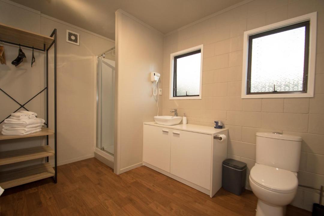 Photo of Bathroom in Otahuhu