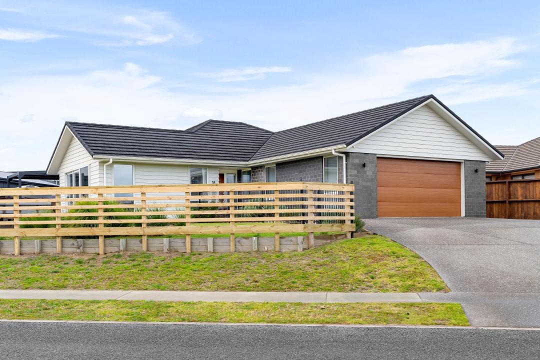 Photo of Others in Mangawhai Heads