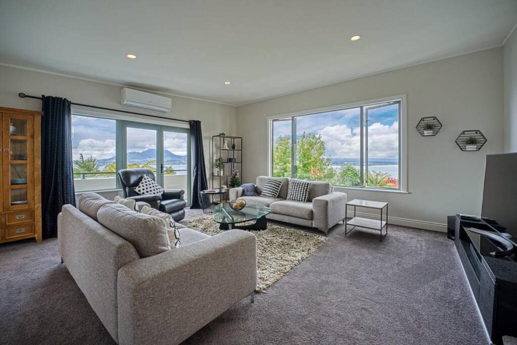 Photo of Others in Acacia Bay