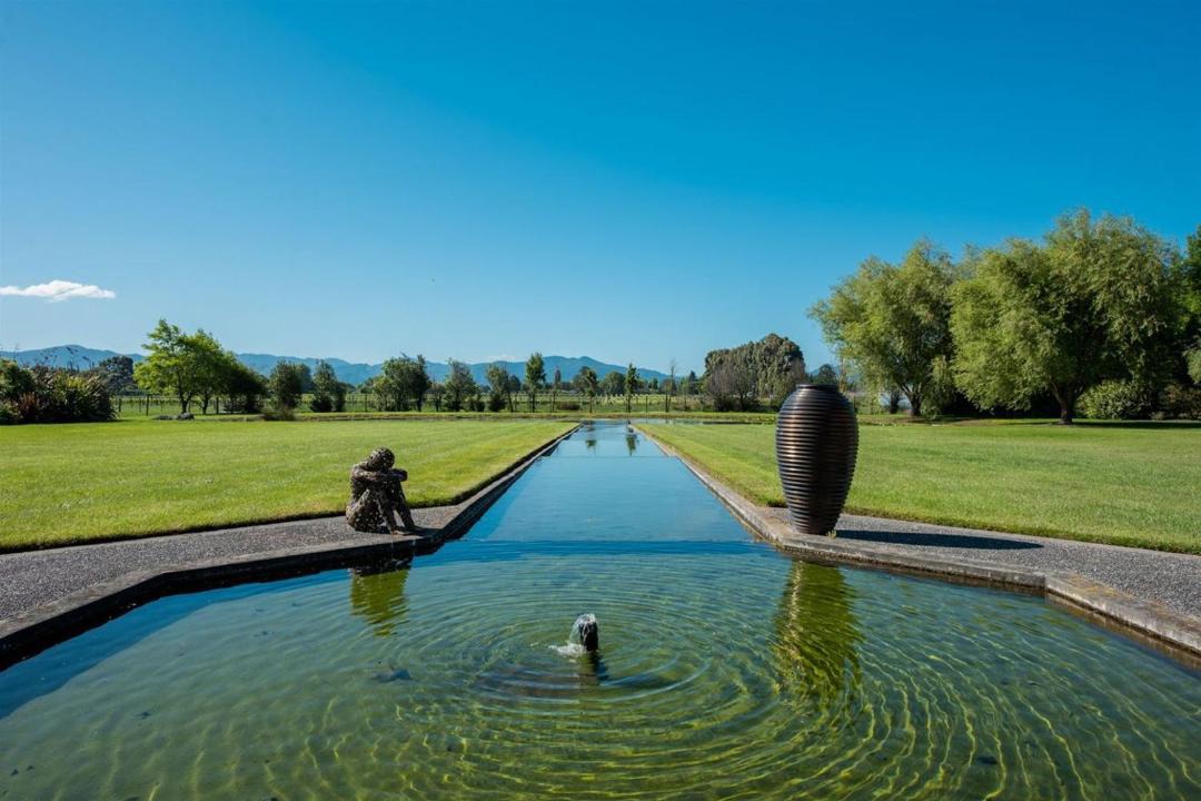 Photo of Others in Blenheim