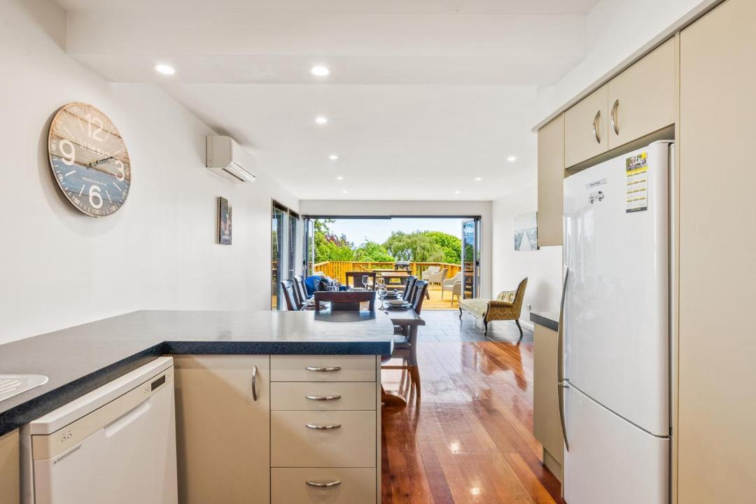 Photo of Kitchen in Waikanae
