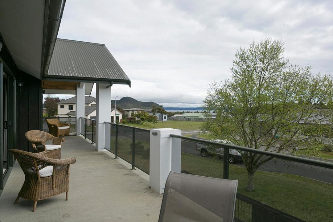 Photo of Patio Balcony in Motuoapa