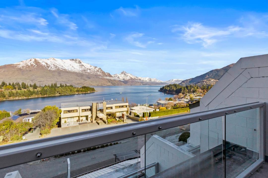 Photo of Others in Queenstown