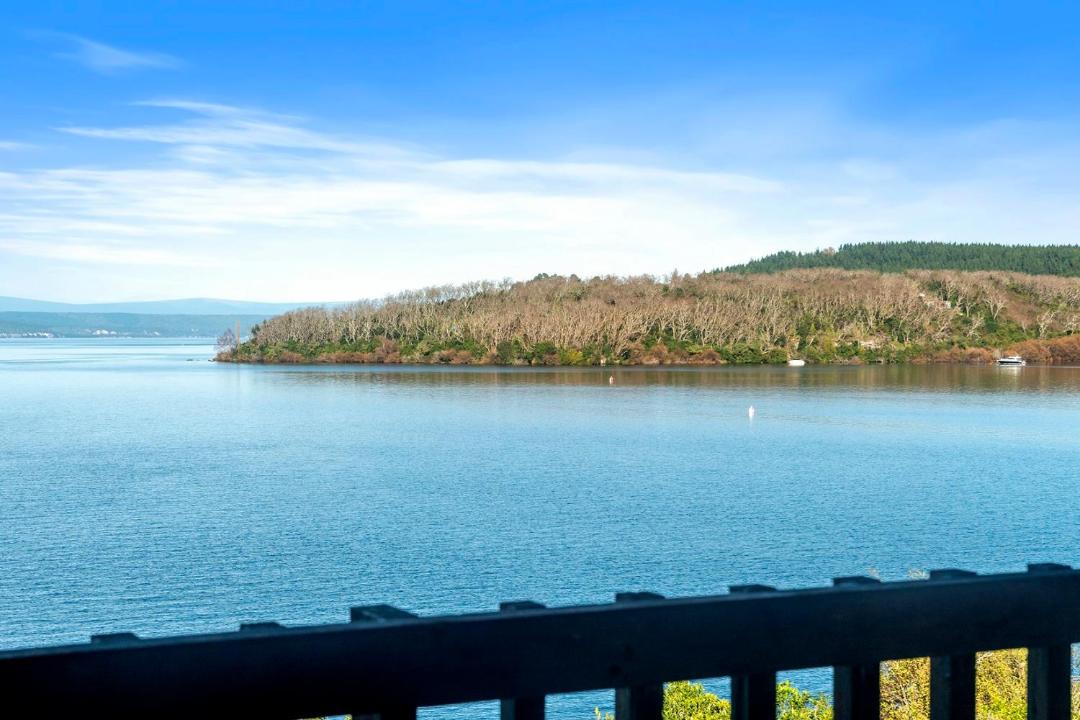 Photo of Others in Acacia Bay